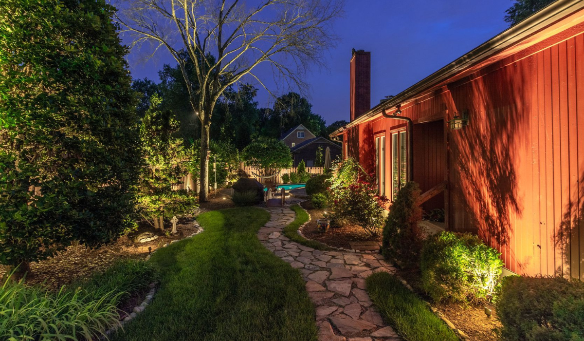 Outdoor lighting and audio systems in North Carolina
